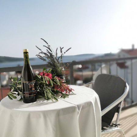Villa Ilona Primosten Bagian luar foto